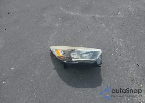 2017 Ford Escape S z USA, uszkodzony, nr VIN 1FMCU0F75HUE64892